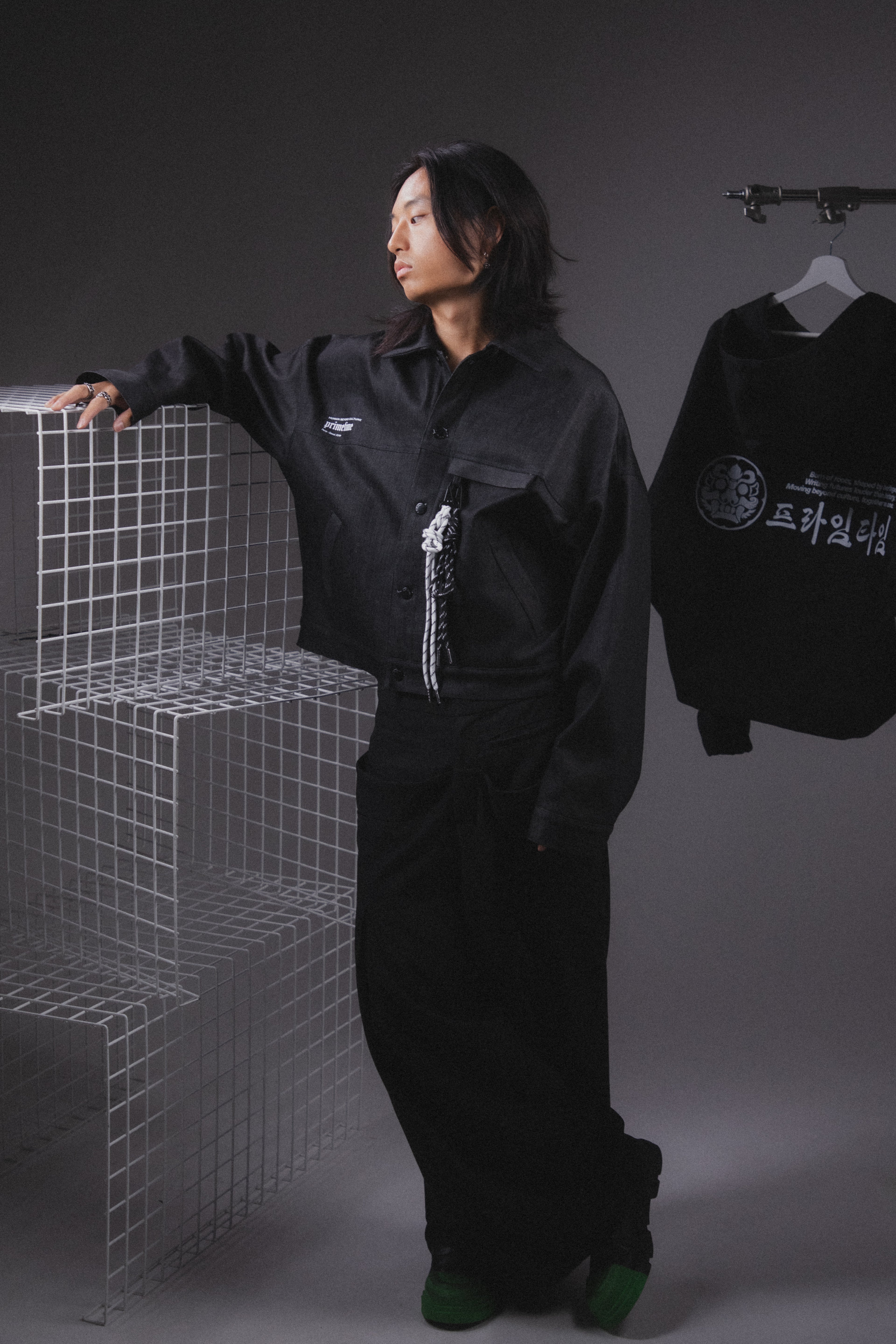 VESTE PRIMETIME: BORN OF ROOTS